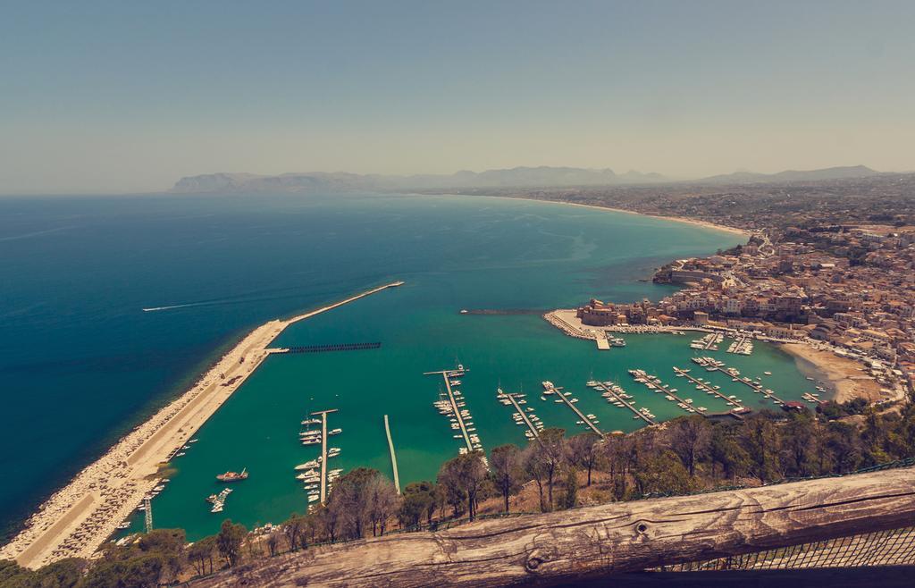 Bed & Breakfast Tiziana Castellammare del Golfo Dış mekan fotoğraf